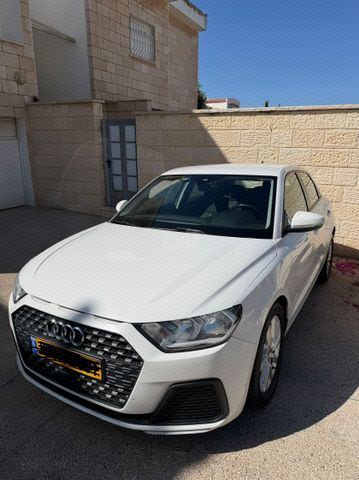 מודעת רכב אאודי A1
