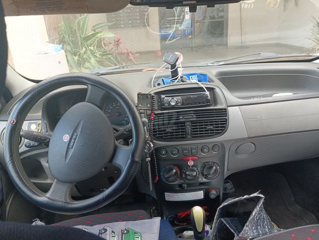פונטו ELX אוט׳ 5 דל 1.2 (80 כ״ס)