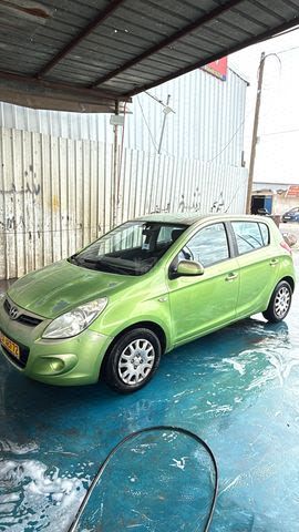 מודעת רכב יונדאי i20