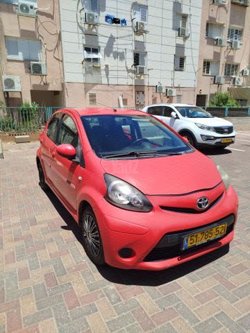 מודעת רכב טויוטה אייגו