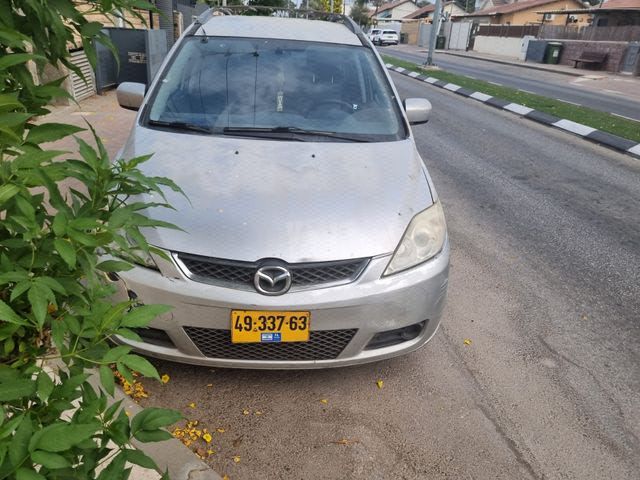 מודעת רכב מאזדה 5