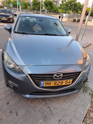 מודעת רכב מאזדה 3