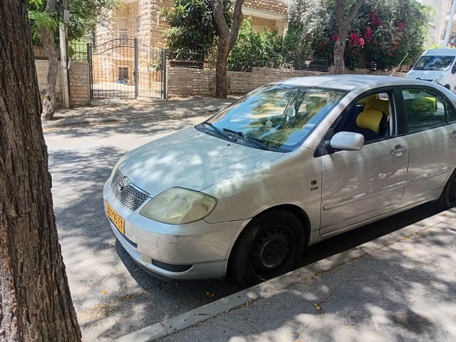 מודעת רכב טויוטה קורולה