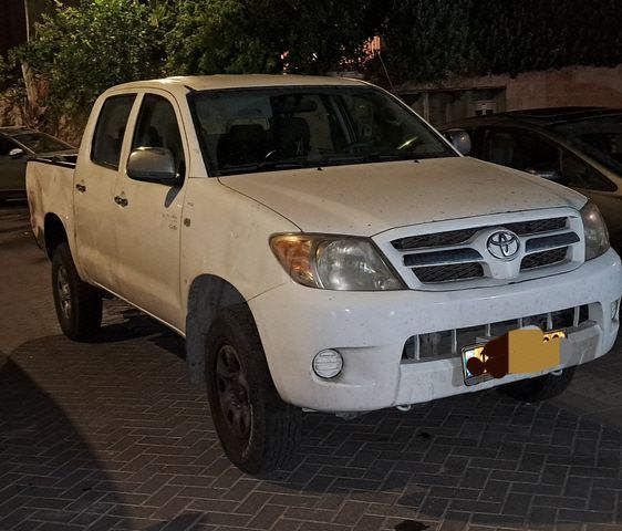 מודעת רכב טויוטה היילקס ויגו
