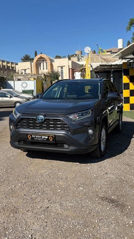 מודעת רכב טויוטה RAV4