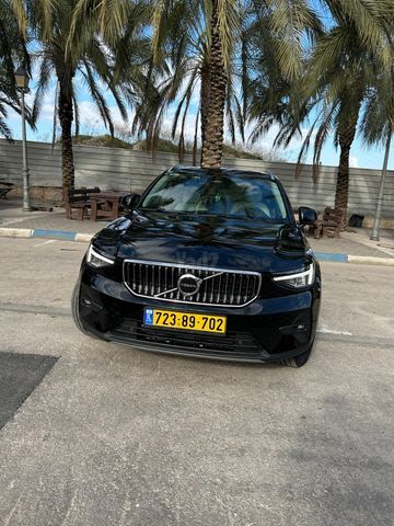 מודעת רכב וולוו XC40