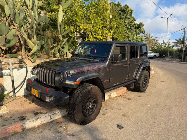 רנגלר Extreme Recon ארוך אוט׳ בנזין 3.6 (285 כ״ס)