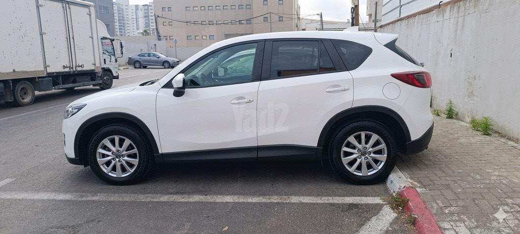 מודעת רכב מאזדה CX-5