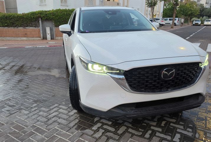 מודעת רכב מאזדה CX-5