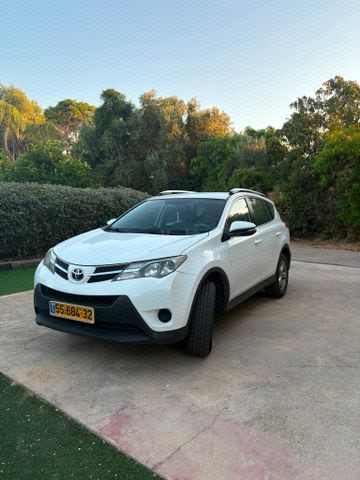 מודעת רכב טויוטה RAV4
