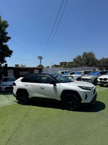 מודעת רכב טויוטה RAV4