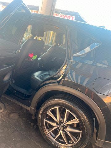 מודעת רכב מאזדה CX-5