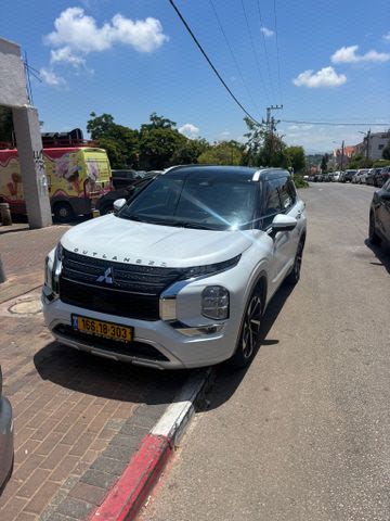 מודעת רכב מיצובישי אאוטלנדר
