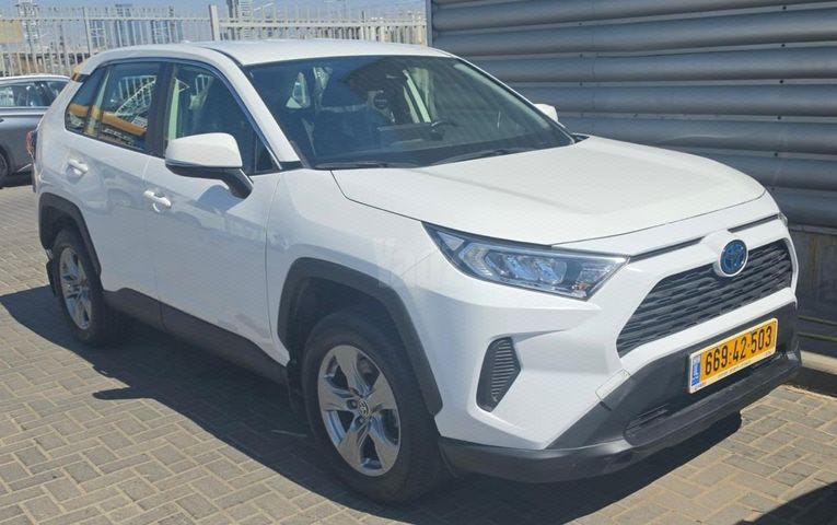 מודעת רכב טויוטה RAV4