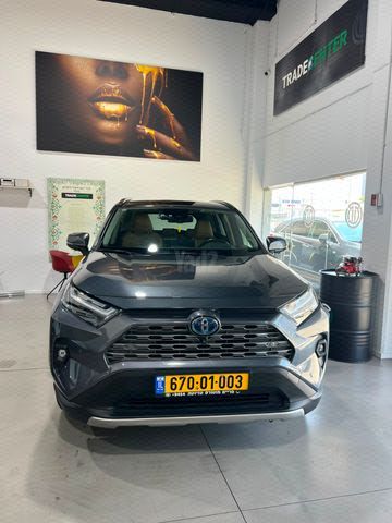 מודעת רכב טויוטה RAV4