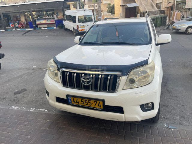 מודעת רכב טויוטה לנד קרוזר