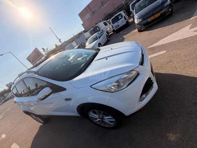 מודעת רכב פורד קוגה