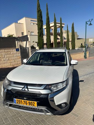 מודעת רכב מיצובישי אאוטלנדר