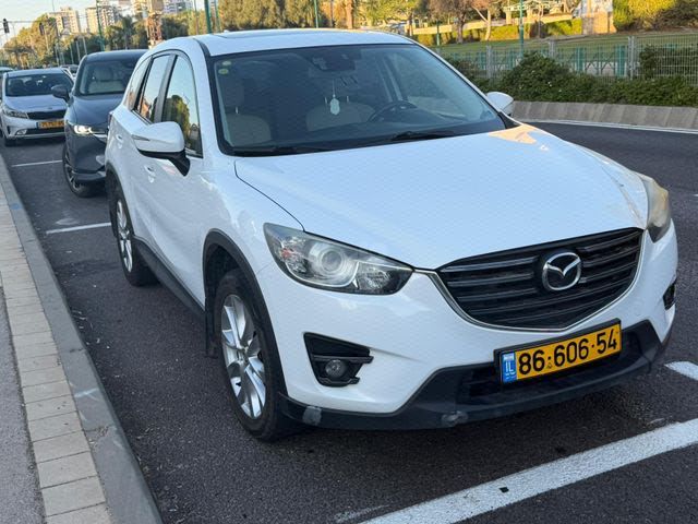 מודעת רכב מאזדה CX-5