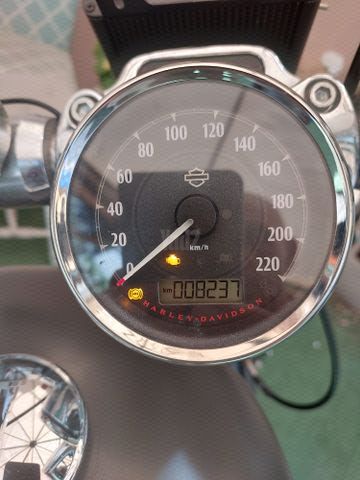 מודעת רכב הרלי דיווידסון ספורטסטר 1200C