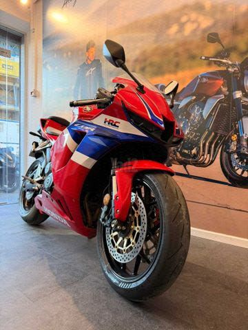 מודעת רכב הונדה CBR600RR