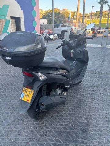 מודעת רכב סאן יאנג ג'וי-מקס Z-250