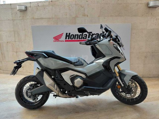 מודעת רכב הונדה X-ADV750