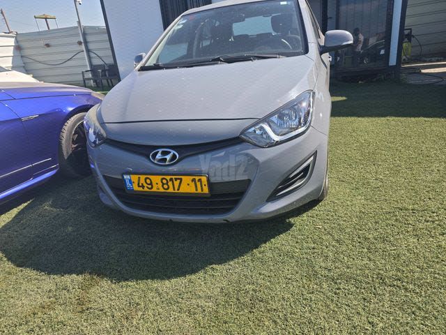 מודעת רכב יונדאי i20