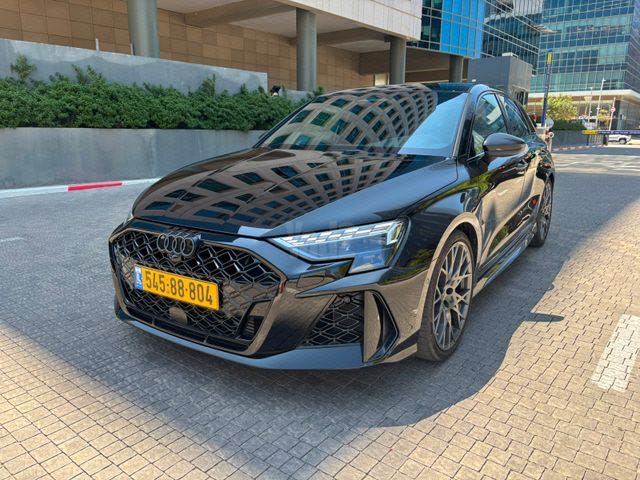 מודעת רכב אאודי RS 3