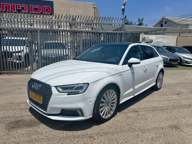 מודעת רכב אאודי A3
