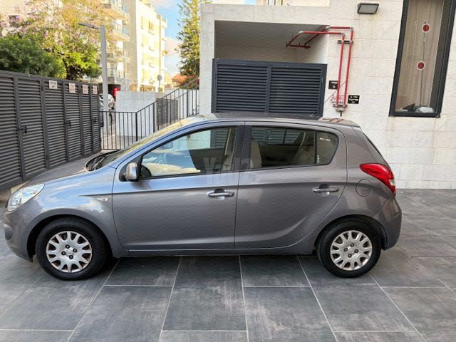 מודעת רכב יונדאי i20 1