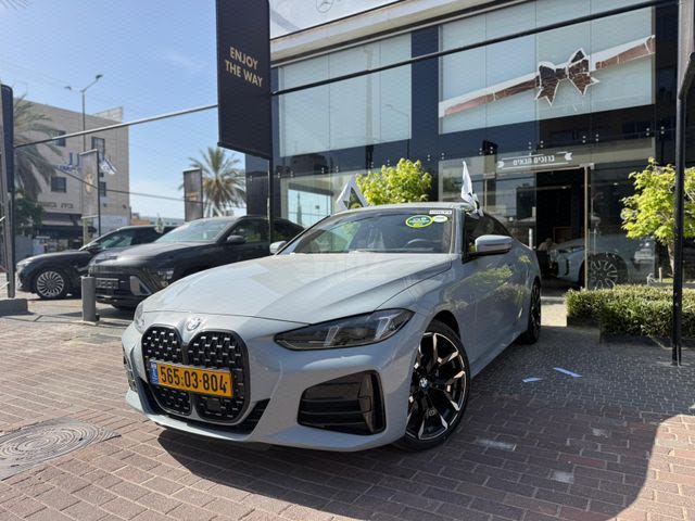מודעת רכב ב מ וו סדרה 4