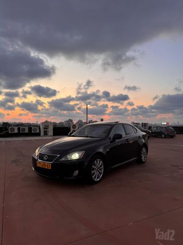 מודעת רכב לקסוס IS 1