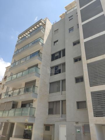 זאב אורלוב 31