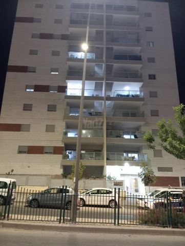 אריאל שרון 18