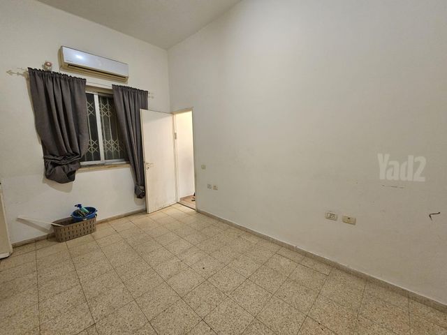 תמונה 7 של דירת 2.5 חדרים להשכרה בירושלים