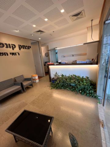פרופסור יחזקאל קויפמן 6