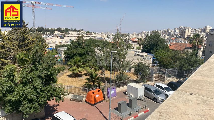 דירה למכירה בירושלים (תיווך) — 2