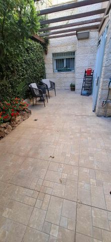 דירת גן למכירה בירושלים (תיווך) — 2