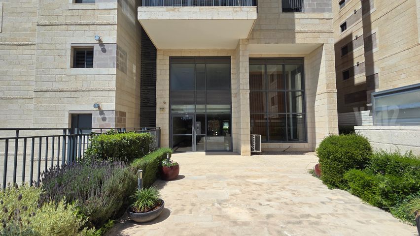 דירה למכירה בירושלים (תיווך) — 3