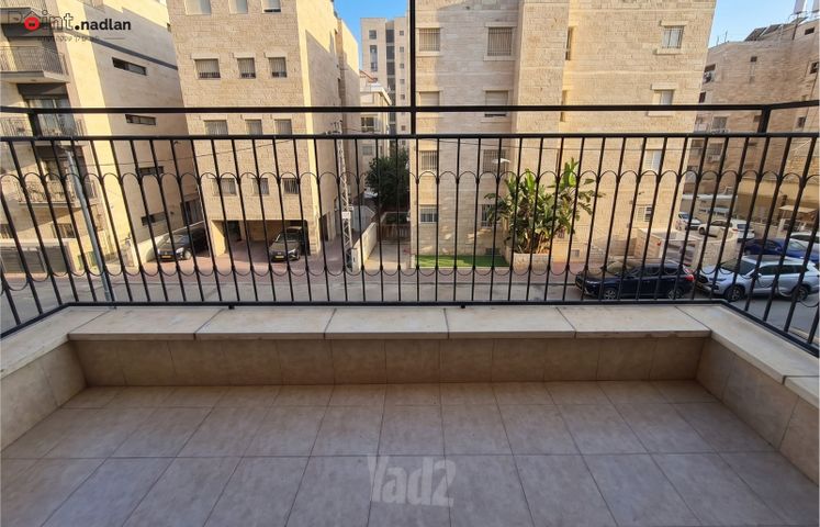 דירה למכירה בירושלים (תיווך) — 4