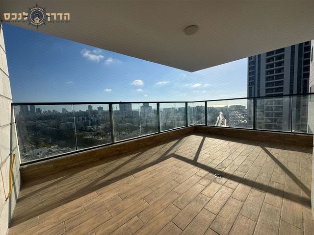דירה