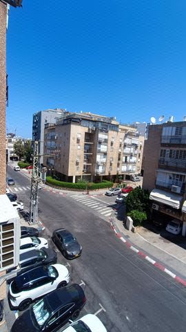 דירה, לב העיר, בת ים