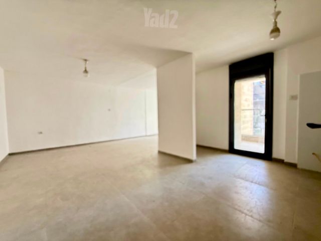 דירה להשכרה בירושלים (תיווך) — 2