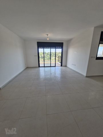 דירה להשכרה בירושלים (תיווך) — 2