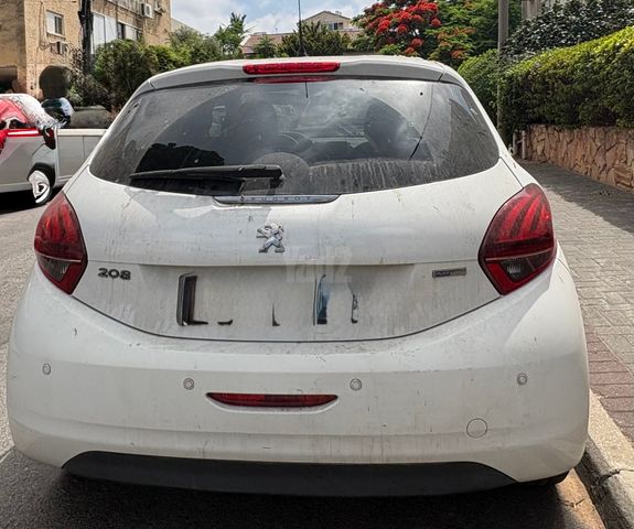 מודעת רכב פיג'ו 208