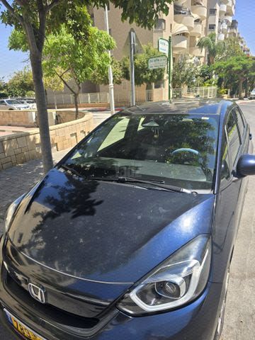 מודעת רכב הונדה ג'אז
