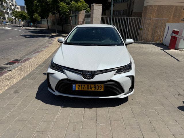 מודעת רכב טויוטה קורולה