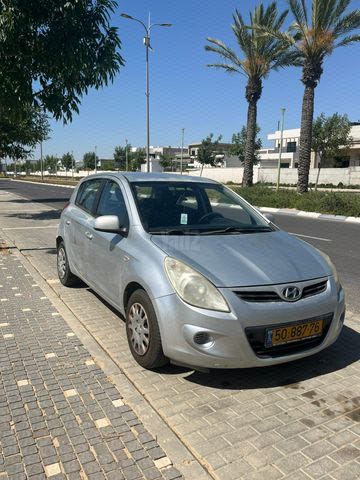 מודעת רכב יונדאי אקסנט i25