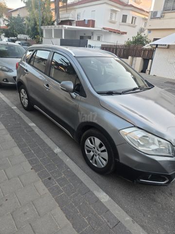 מודעת רכב סוזוקי קרוסאובר
